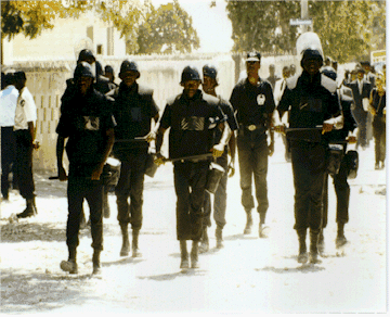 slidep6.gif (82122 bytes)